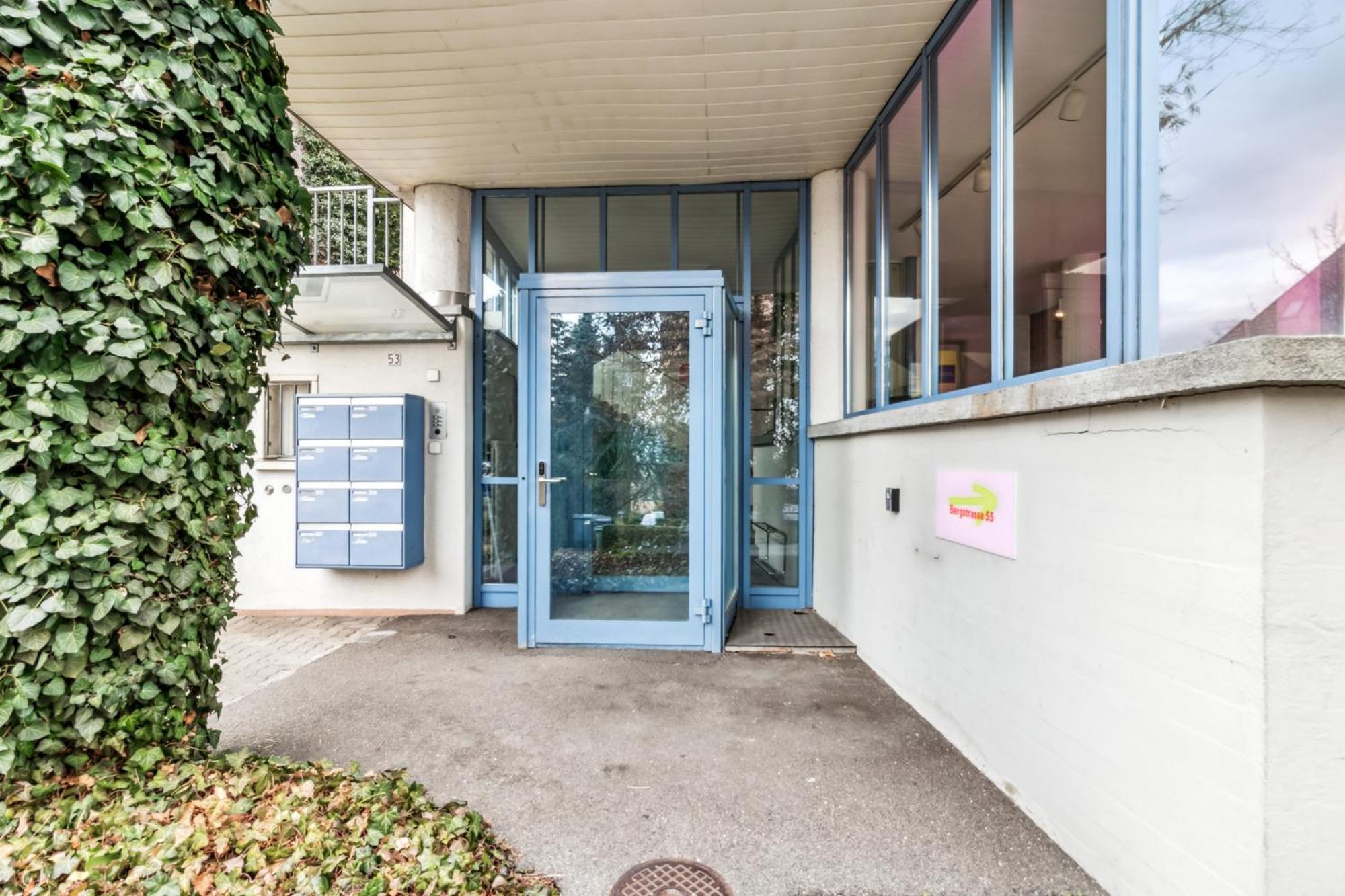 Betahouse Self-Check In Hostel Zurich Bagian luar foto