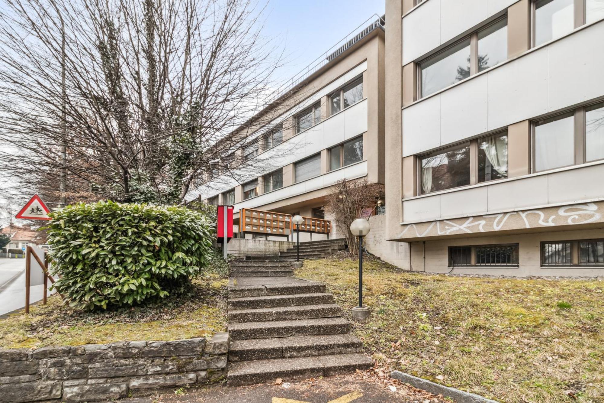 Betahouse Self-Check In Hostel Zurich Bagian luar foto